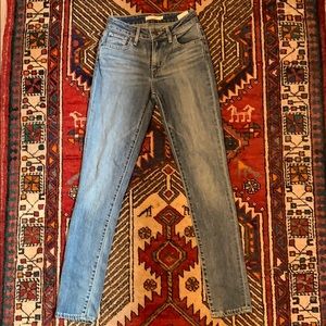 NWOT Levi’s 721 high rise skinny jeans size 25
